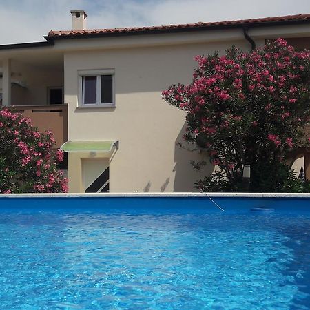 Apartments Nadia Baška Exterior foto